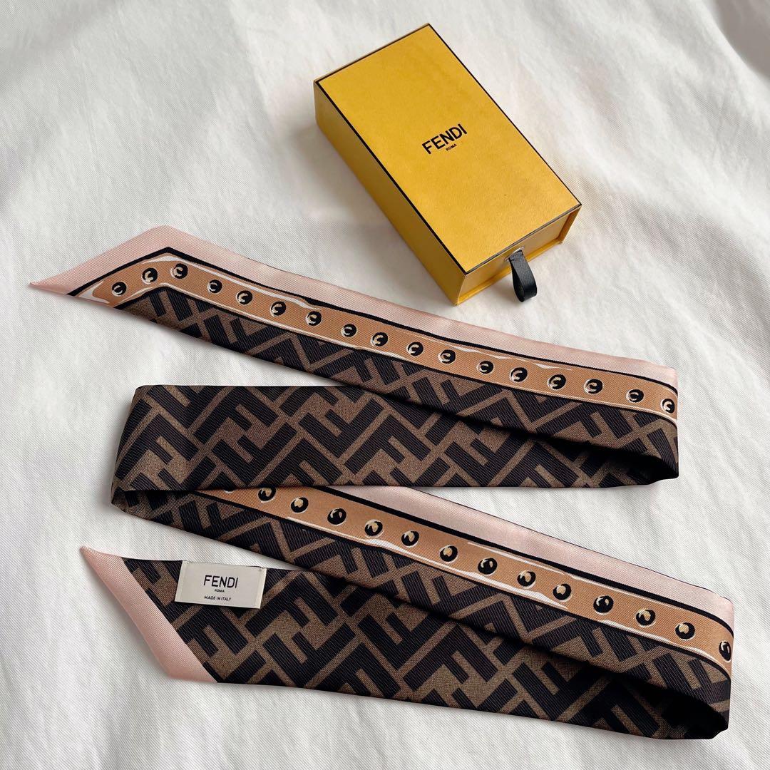 〖新品未使用〗年始価格♡FENDI ラッピー 目黒蓮さん着用