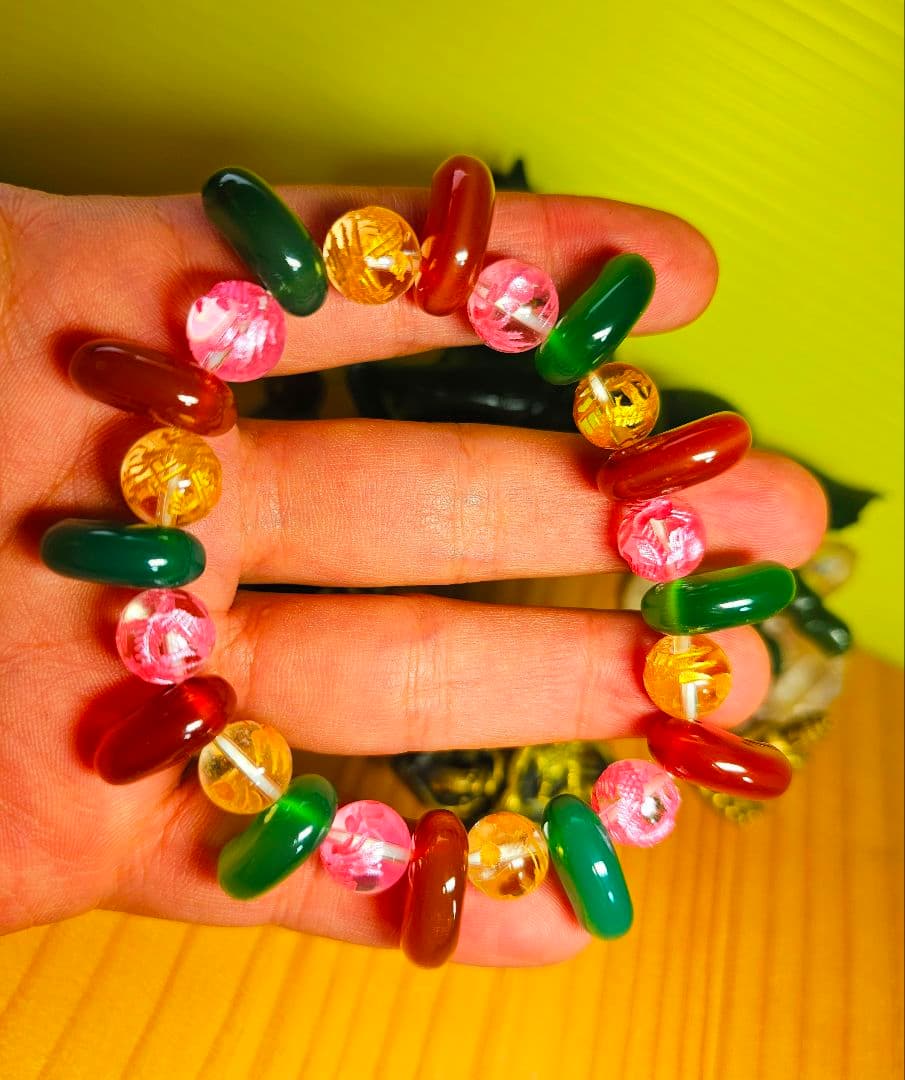 運気上昇‼️ネフライト(軟玉)の馬の置物と龍神勾玉ブレス