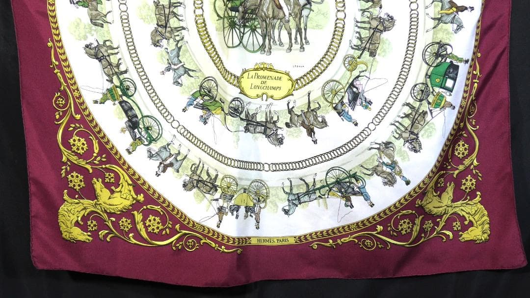 HERMES エルメス　大判スカーフ　カレ90　 D497