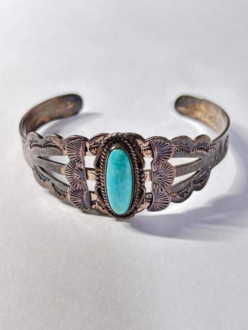 シルバー バングル　ヴィンテージ　navajo インディアンジュエリー