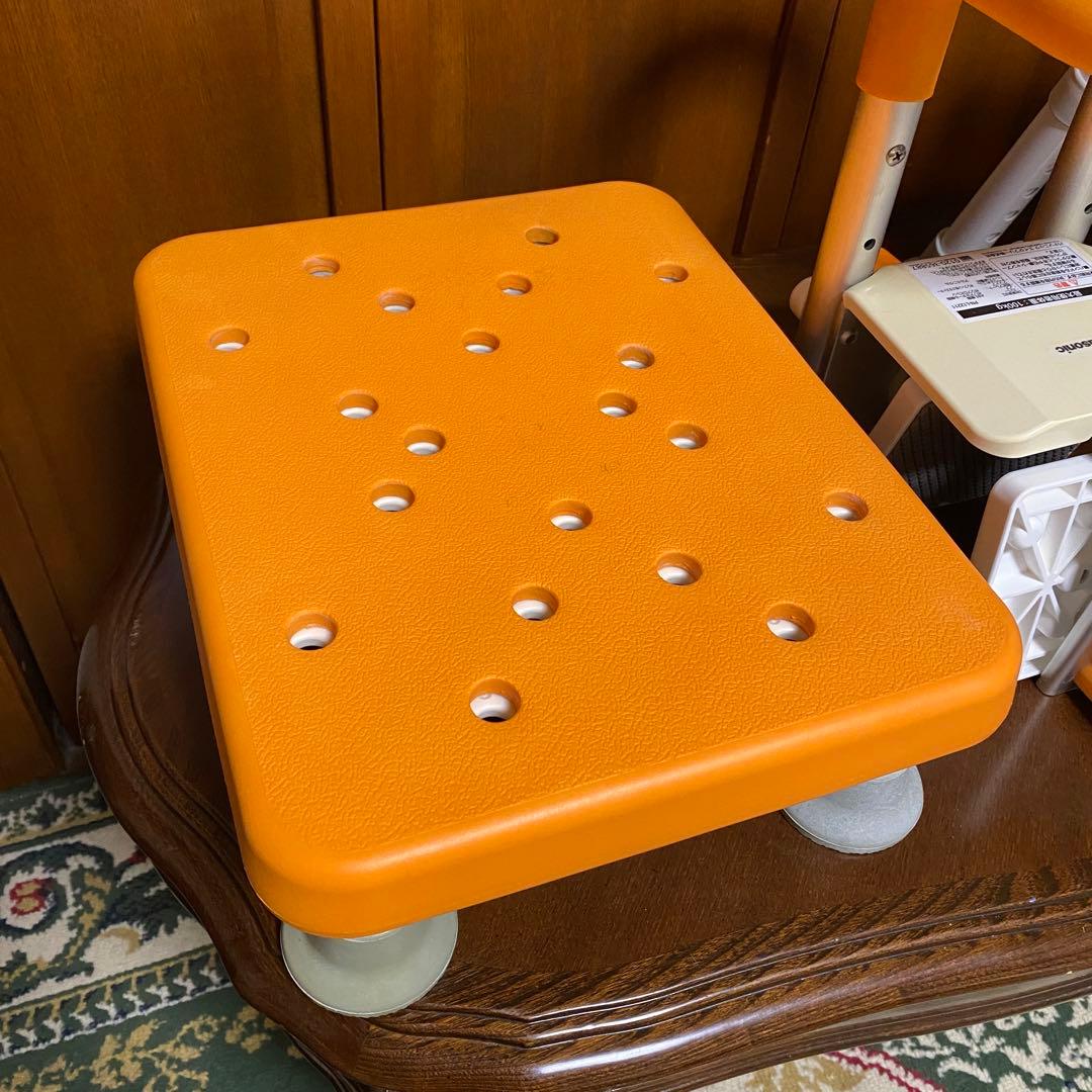 ニ*ナ様 パナソニック 介護お風呂用品 椅子・手すり・浴槽台 3点セット オレン