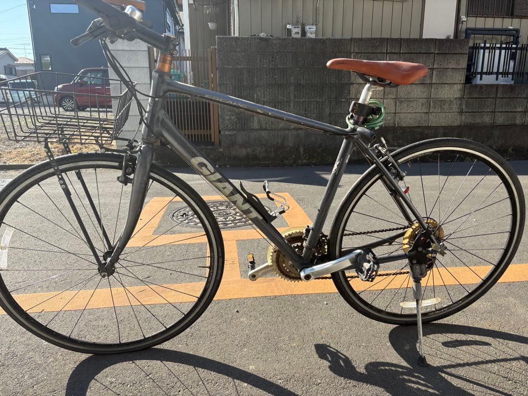 GIANT クロスバイク ESCAPE R3