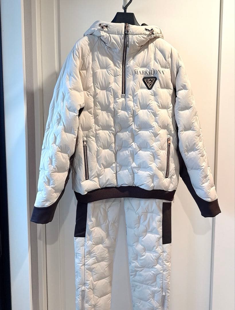 美品★ MARK&LONA セットアップ ダウンジャケット パンツ マーク&ロナ