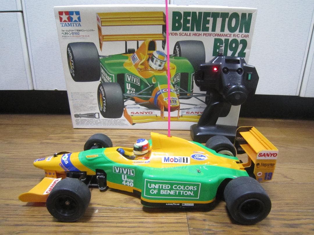 完全動作品 1/10 F1 ベネトン B192 ミハエル・シューマッハ F102