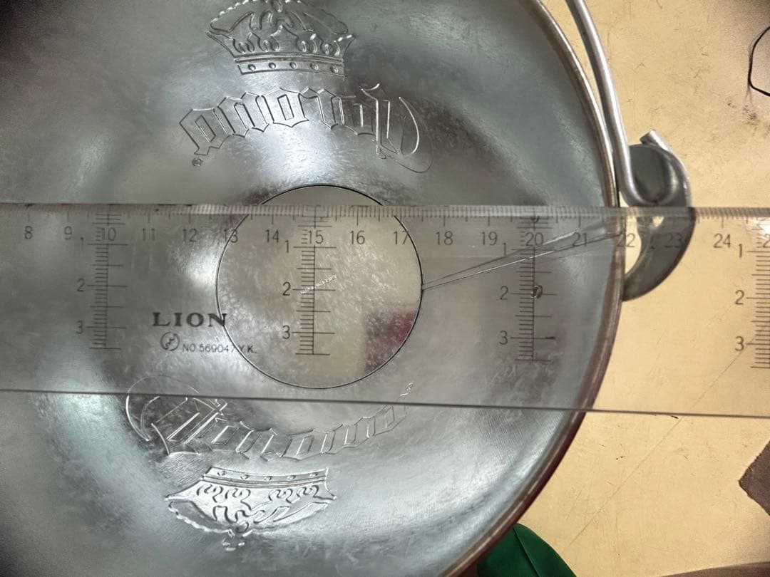 ✨CORONAビールブリキ缶9個✨