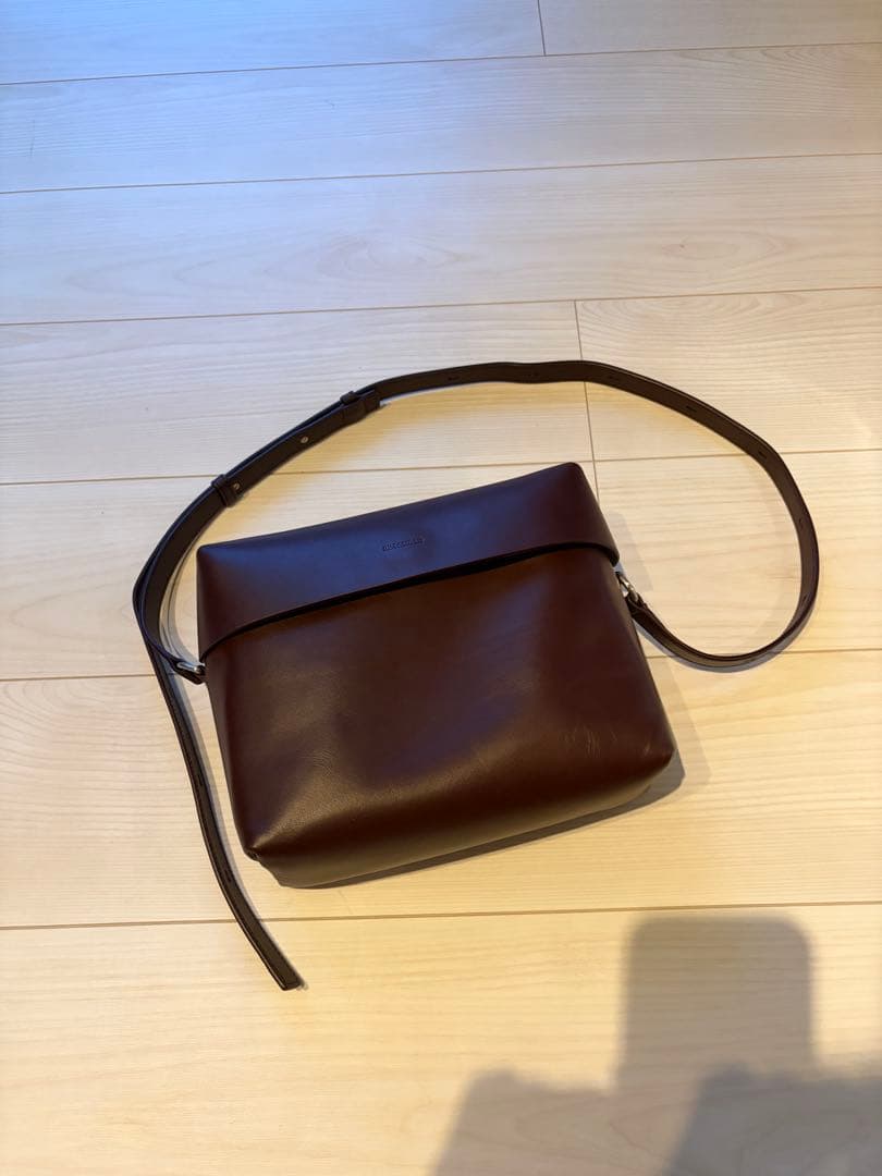 ジルサンダー クロスボディバッグ LID レザー　バーガンディー20241223