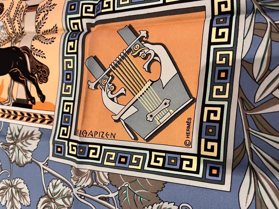 エルメス スカーフ カレ90 MUSIQUE DES DIEUX 神々の音楽