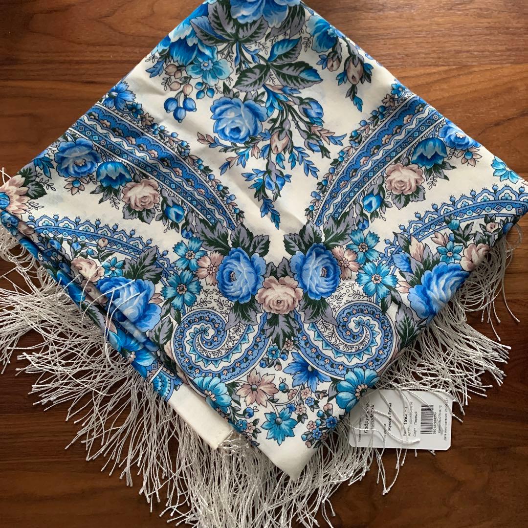 メリノウールのスカーフ　ロシア伝統織物 Pavlovskiy Posad