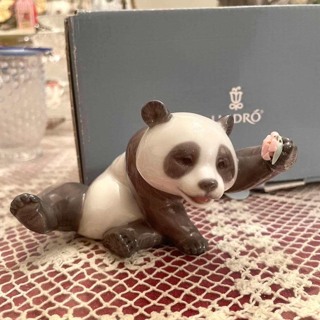 新品　未使用　箱付き　リヤドロ　パンダ　スペイン製　花　ビンテージ　希少　レア