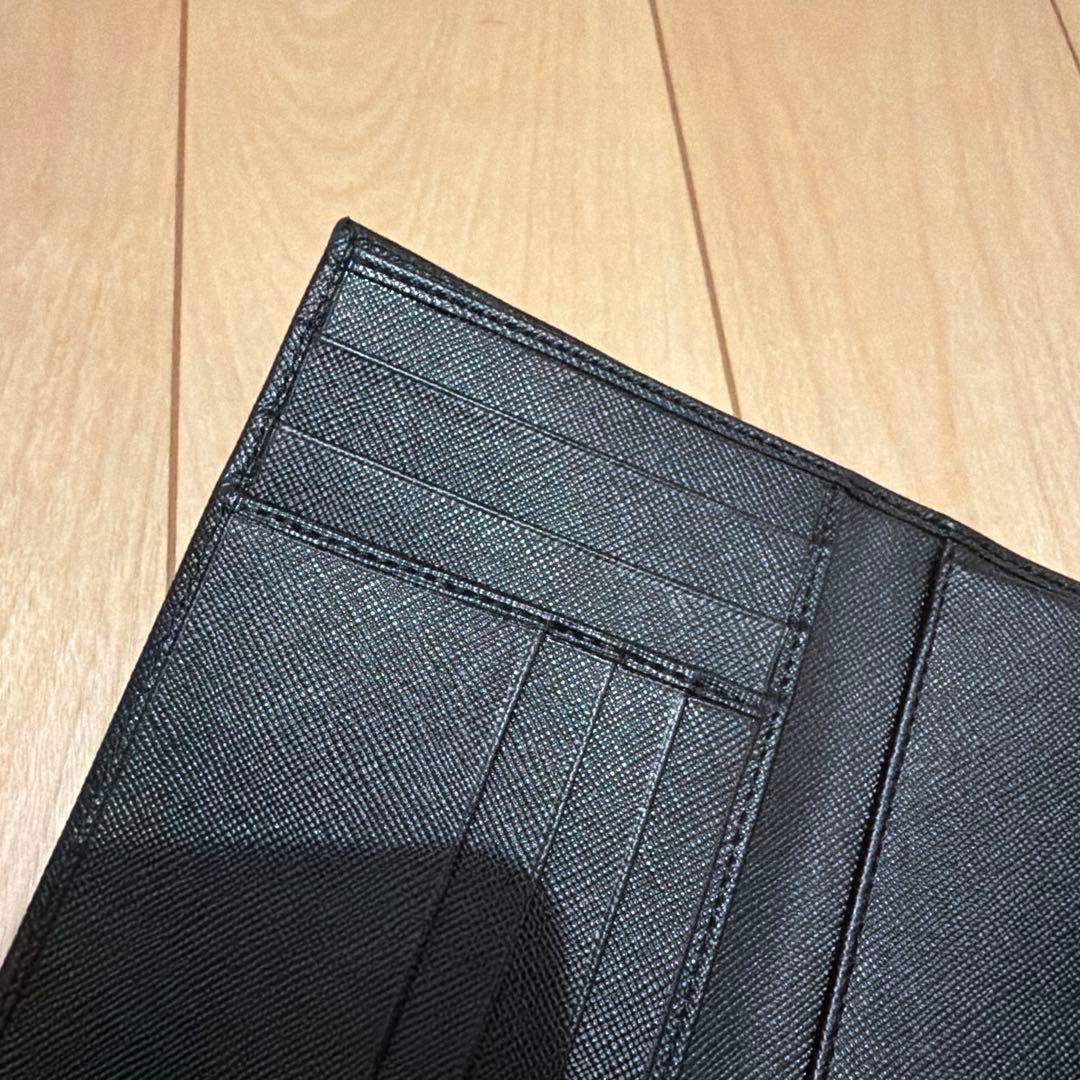 未使用級 PRADA　サフィアーノトライアングル　三つ折り財布　ブラック