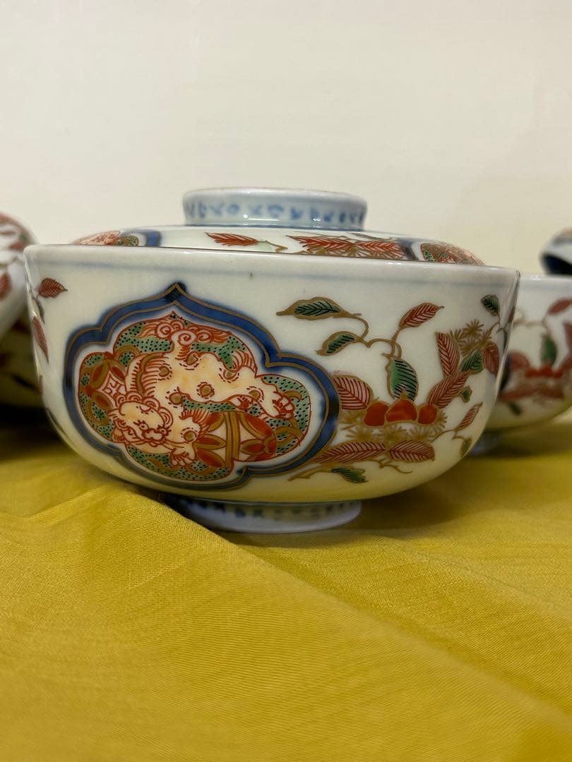 最終処分価格　明治 長春冨貴 伊万里焼 金彩染付 蓋付中鉢 ３客