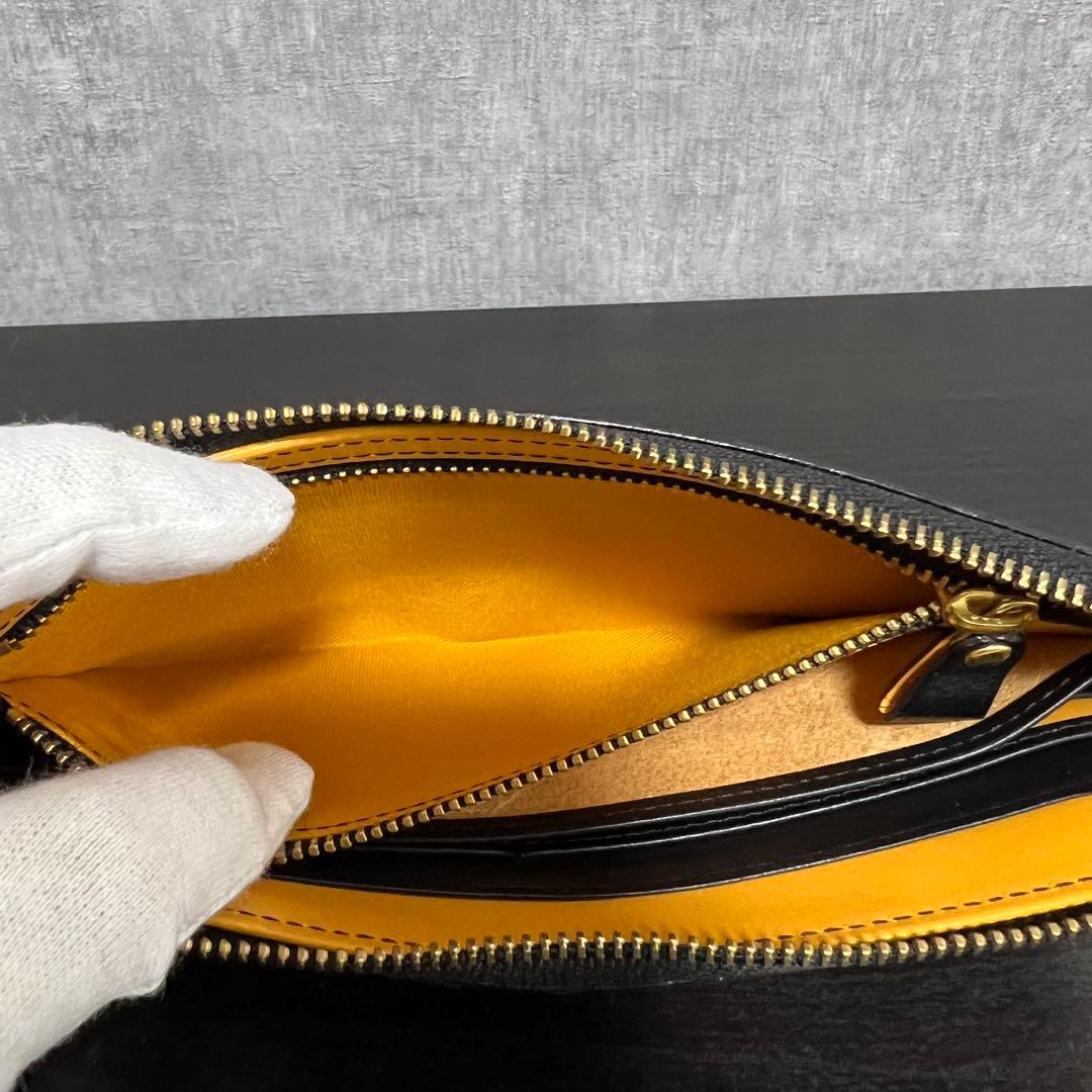 GANZO ミネルバナチュラル ブラックレザー ラウンドジップ 長財布