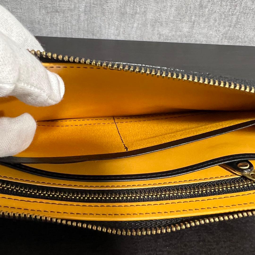 GANZO ミネルバナチュラル ブラックレザー ラウンドジップ 長財布