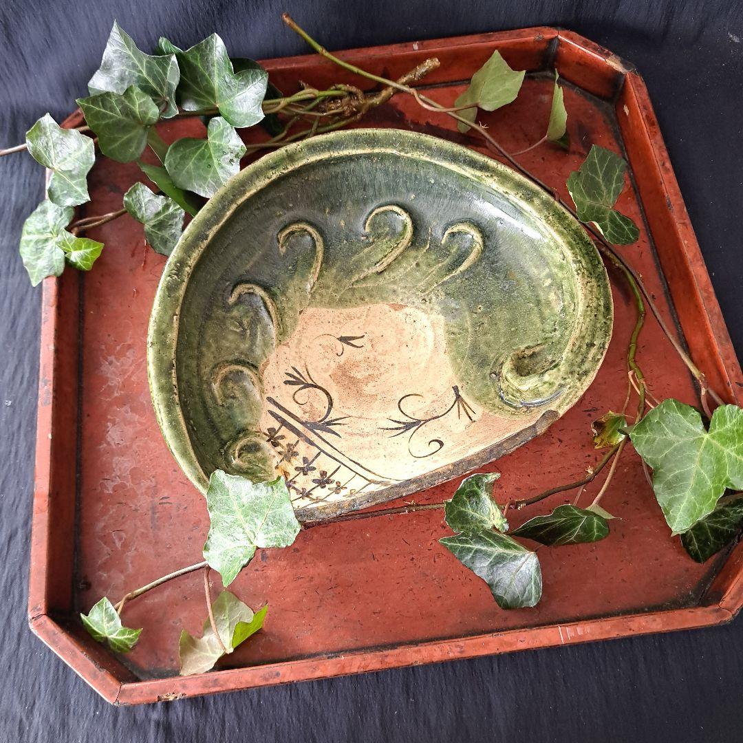 「織部(おりべ)焼 鮑(あわび)皿の用と美」緑釉皿(幅23cm) 骨董アンティー