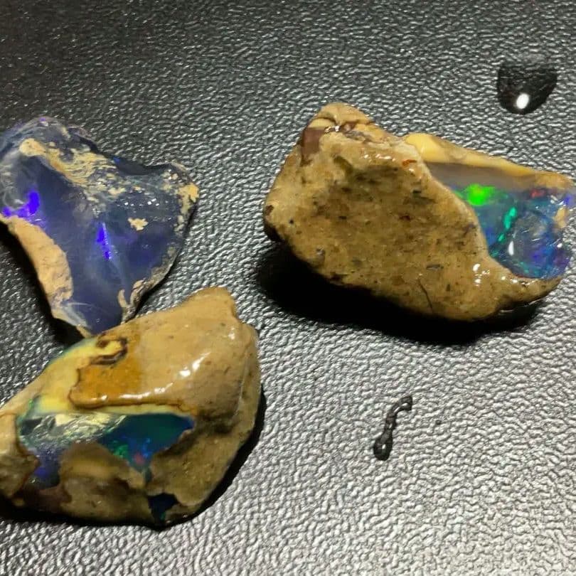 【40CT分】エチオピア　オパール　原石 3つセット　青　透明　ウェロ産