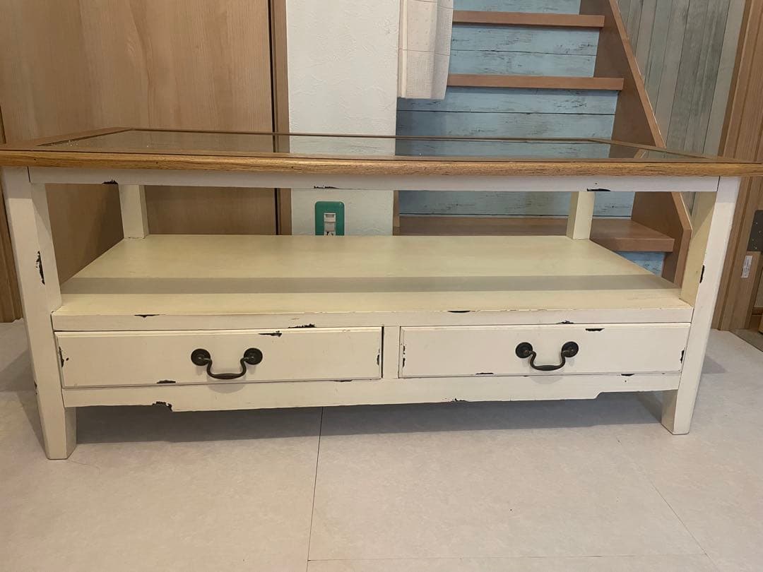 シャビー　アンティーク　ローテーブル　ガラス