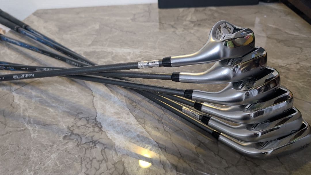 ゼクシオX（2024年）アイアンセット 6本 純正カーボン Sシャフト