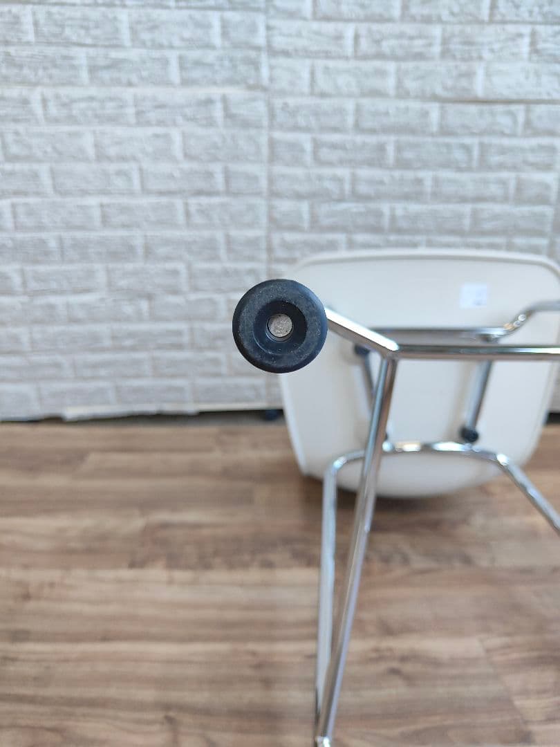 vitra ヴィトラ HAL RE スツール ミディアム コットンホワイト 2