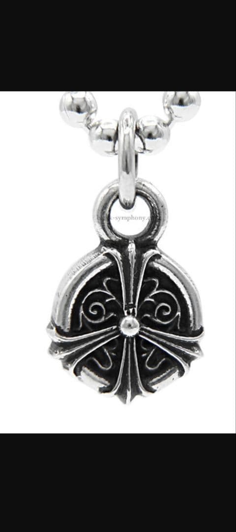 クロムハーツ　ピースサインチャーム