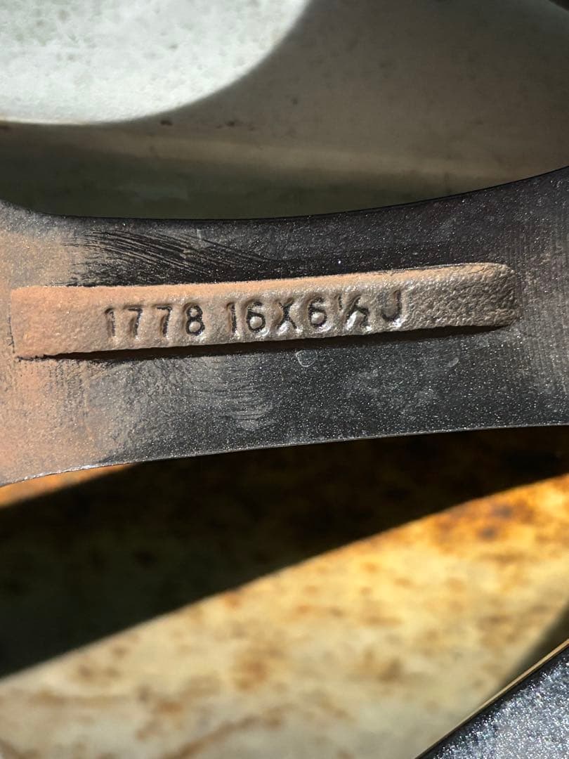 205/65R16 YOKOHAMA iceGUARD60 スタッドレス タイヤ