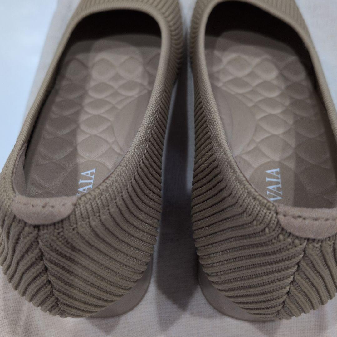 【極美品】VIVAIA ベージュ パンプス