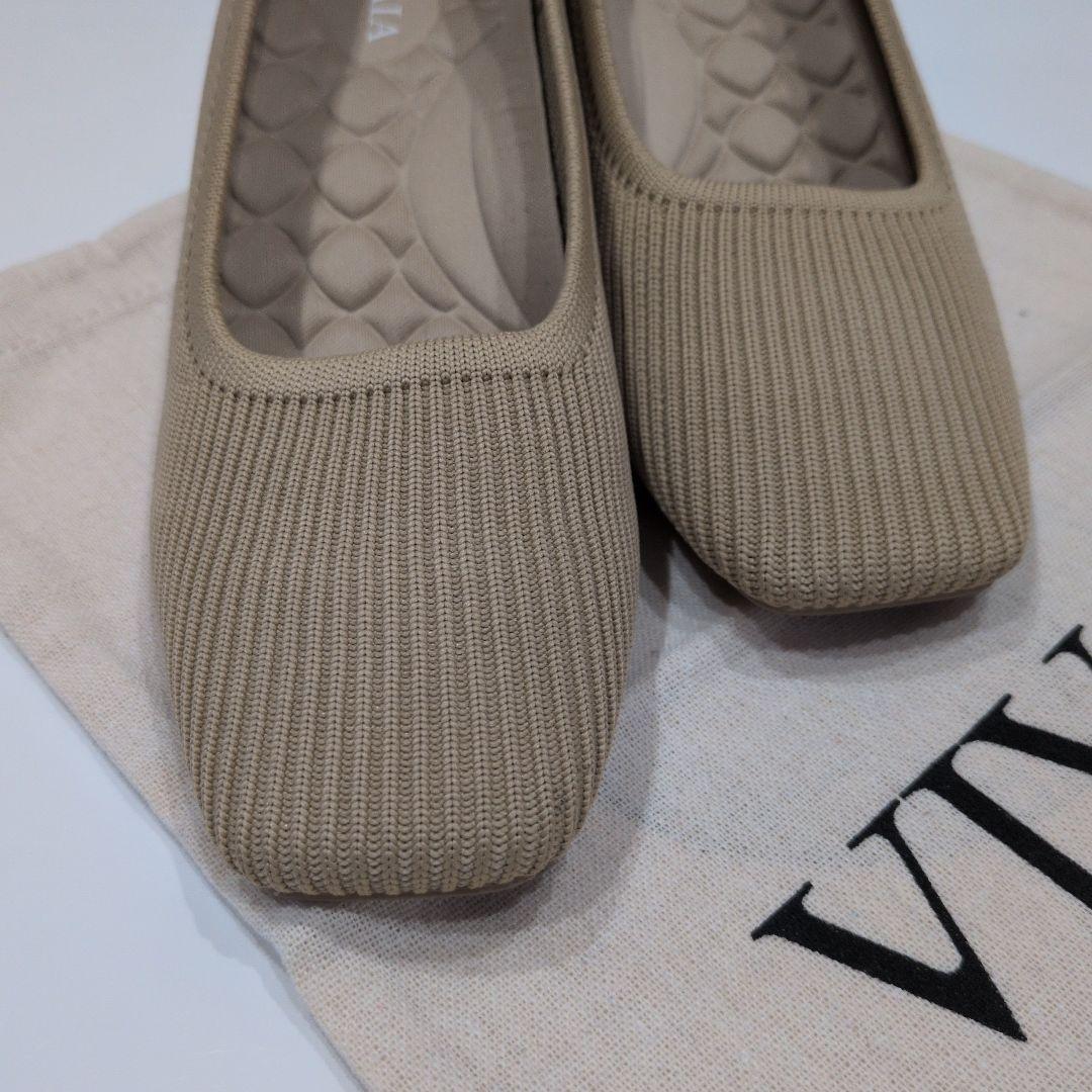 【極美品】VIVAIA ベージュ パンプス