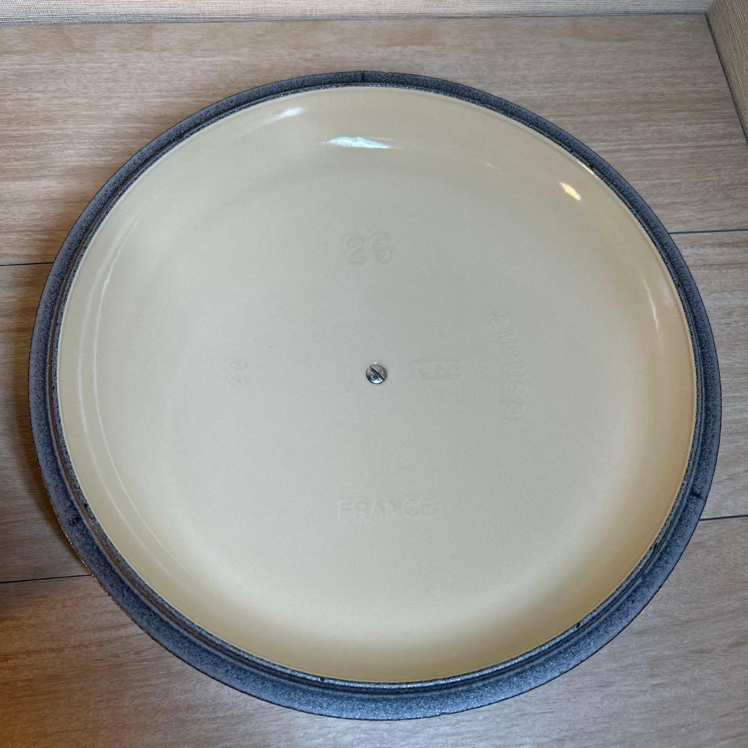 ルクルーゼ　ビュッフェ・キャセロール　26cm ミストグレー　グレー　両手鍋