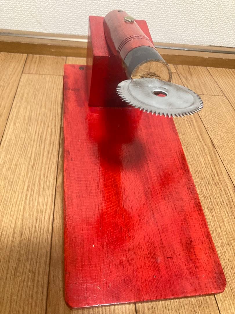 【美品・レア】お値下げしました。スリランカ製木製ココナッツ削り 鋸刃付き