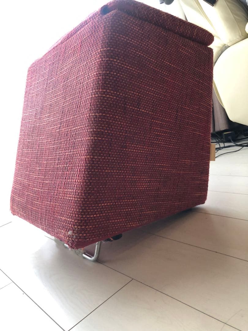 動く！オットマン・スツール（リラクゼーション機能付）