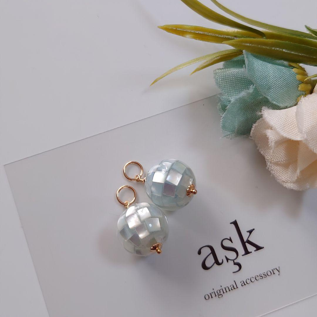 断捨離中ページ》14Kgf❩ モザイクブルーシェルのピアスチャーム