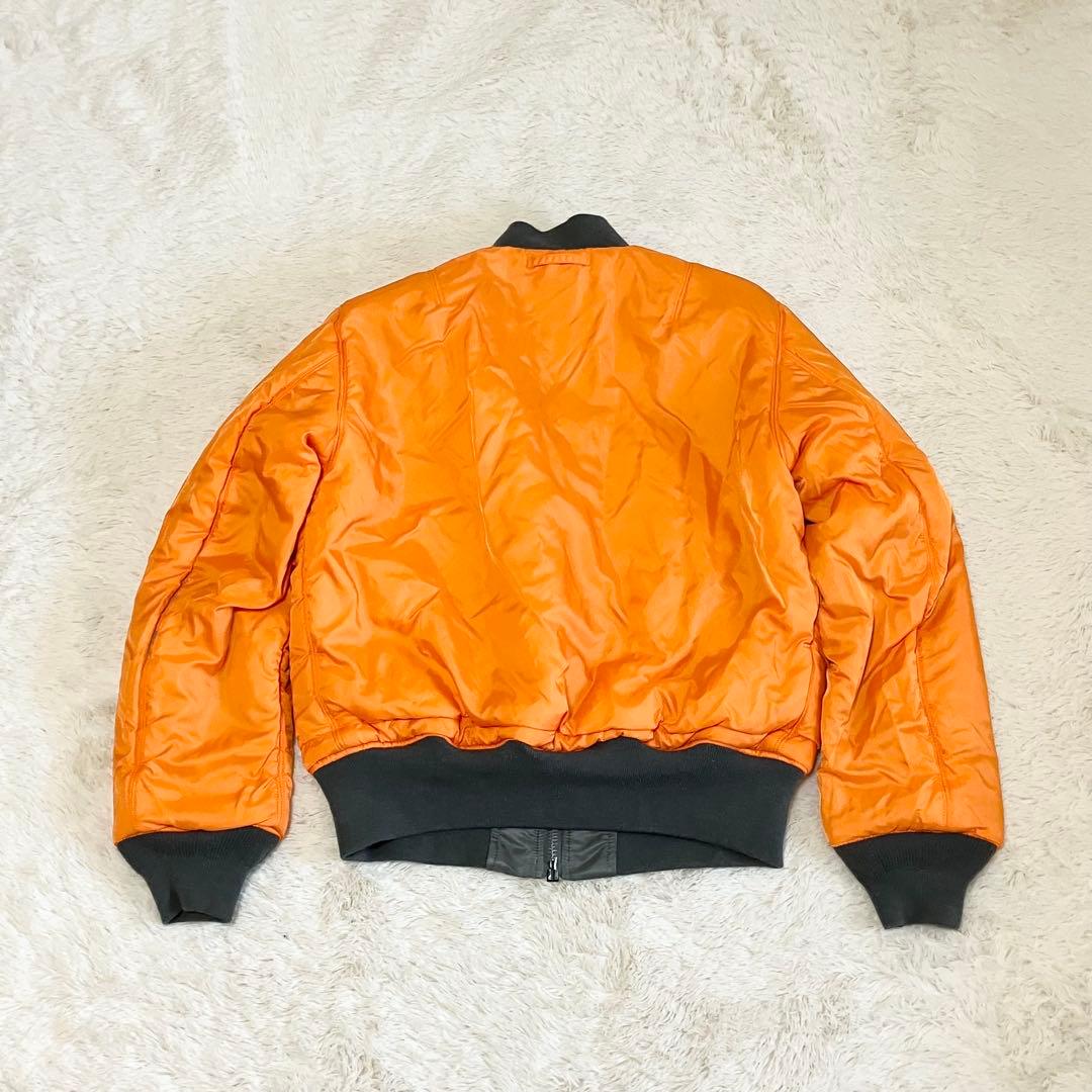 ALPHA INDUSTRIES MA-1 フライトジャケットMサイズ