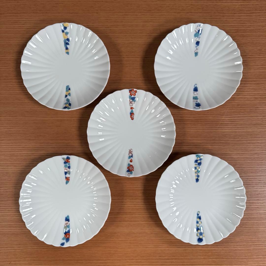 伊万里焼 畑萬陶苑：鍋島 帯柄文 菊割取皿×5枚セット☆