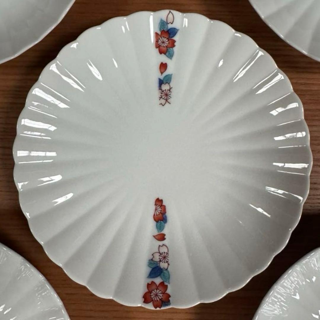 伊万里焼 畑萬陶苑：鍋島 帯柄文 菊割取皿×5枚セット☆