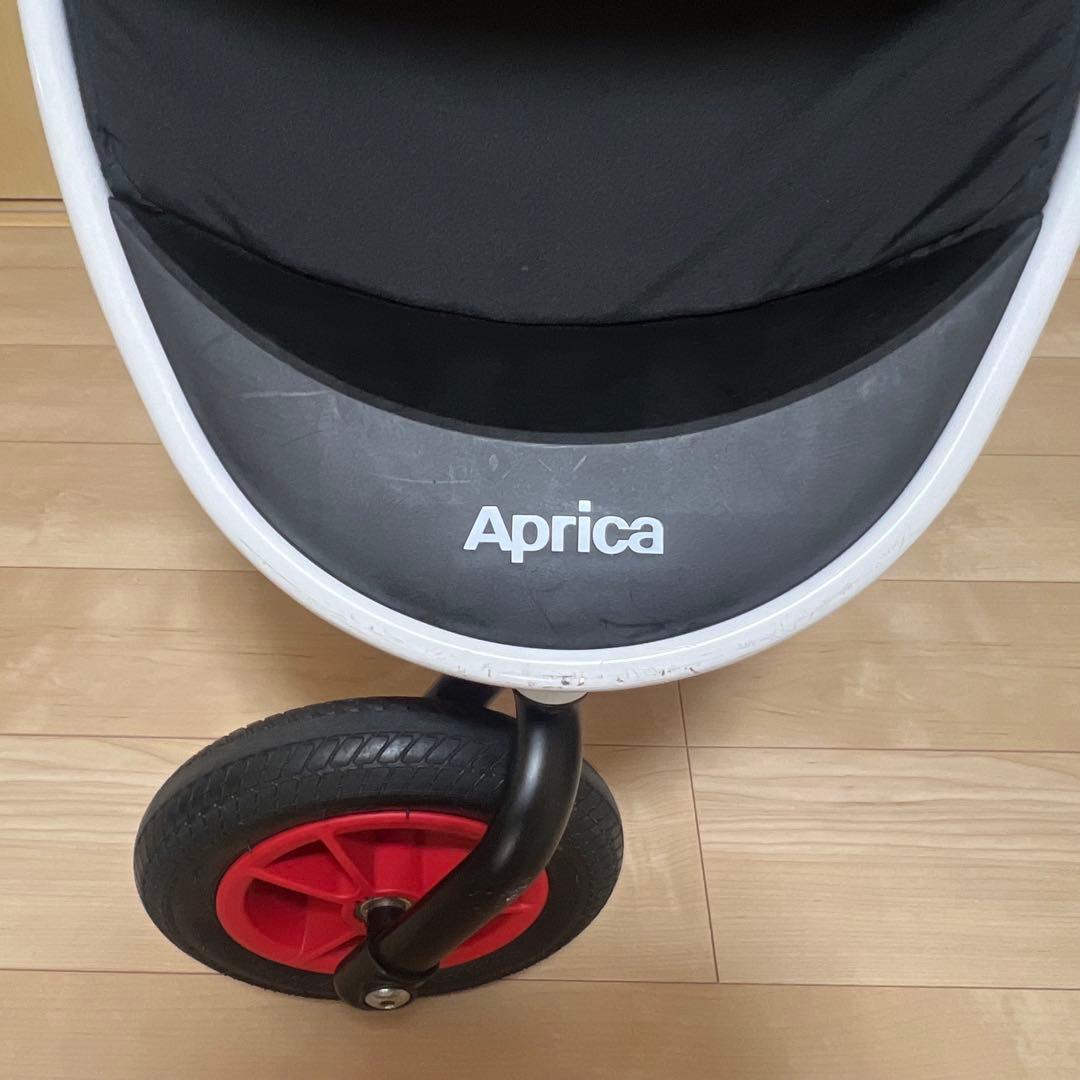 【familiar×アップリカ】スムーヴ プレミアムスムーヴ ベビーカー 三輪