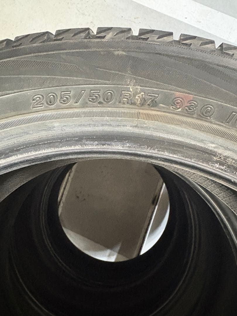 205/50r17 ヨコハマ　アイスガード7 ４本