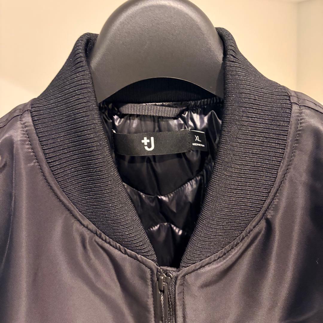 UNIQLO　ハイブリッドダウンオーバーサイズMA-1　黒　XL