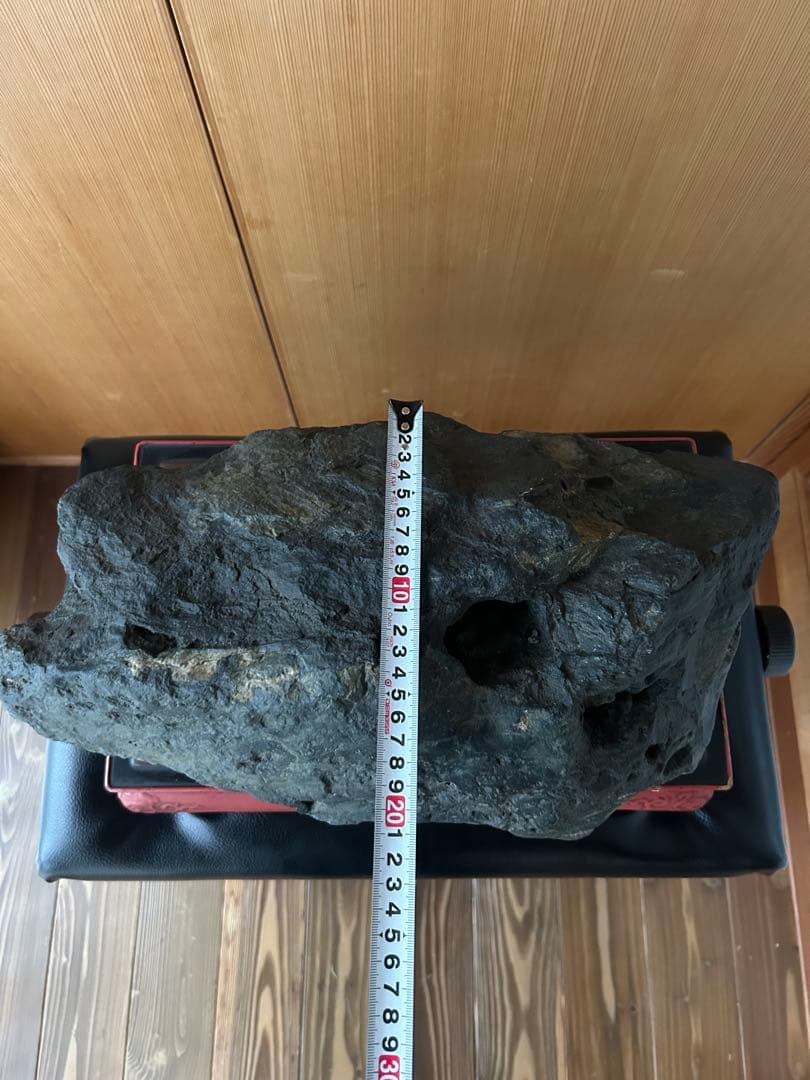 大型　神居古潭石　うぶ石　溜まり有り　重さ約１６kg