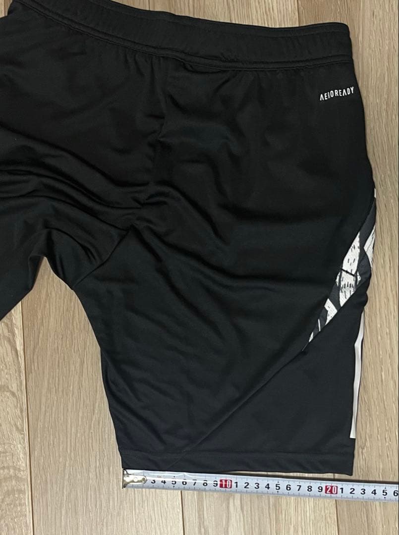 アーセナル　トレーニングショーツ　ショートパンツ　国内M相当　新品