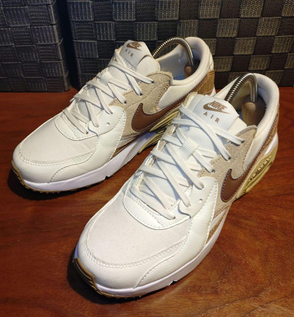 NIKE WMNS AIR MAX EXCEE CORK ナイキスニーカー☆美品