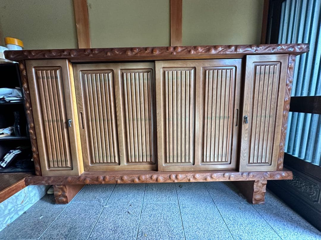 西垣家具工芸【蔵】高級和家具 下駄箱 靴箱 なぐり加工 天然木 幅210cm