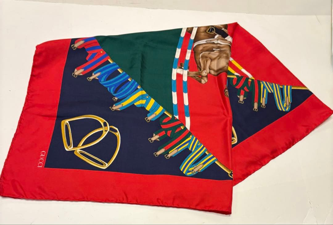 グッチ☆大判スカーフ　GG柄ストール馬具柄　ロゴ　ヴィンテージ　オールドグッチ