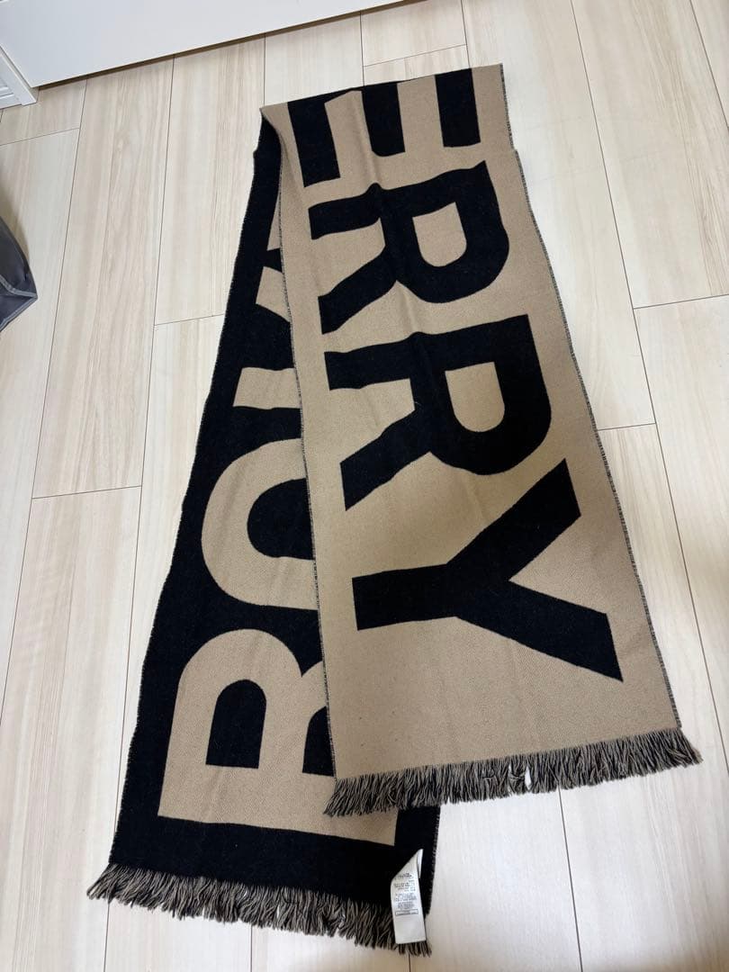【高山⠀】BURBERRY マフラー