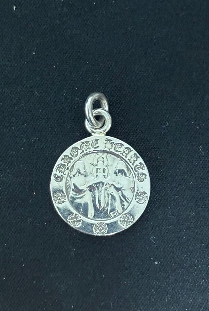 り*読様 (確実正規品)クロムハーツ　エンジェルメダルチャーム