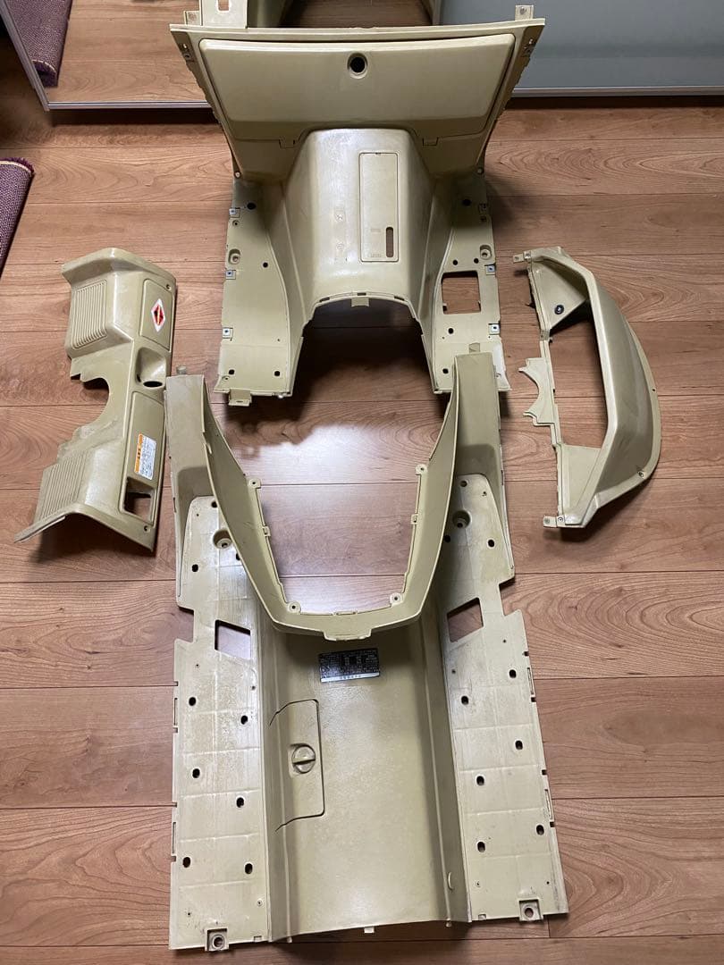 希少　ホンダ　フュージョン　アニバーサリー限定モデル　ベージュ　インナーカウル