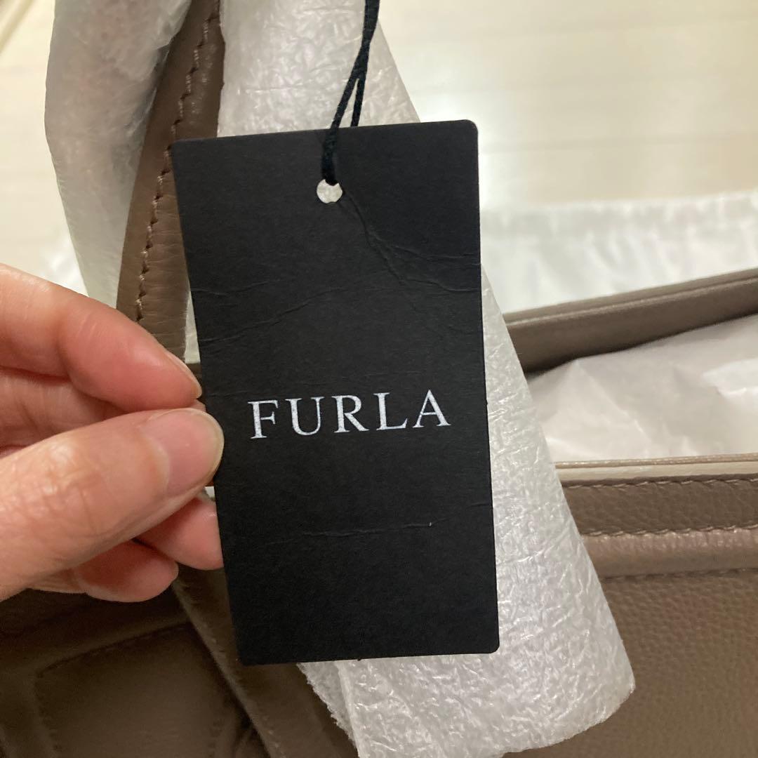 値下げ不可 フルラ FURLA M カレッジ トートバッグ・DAINO