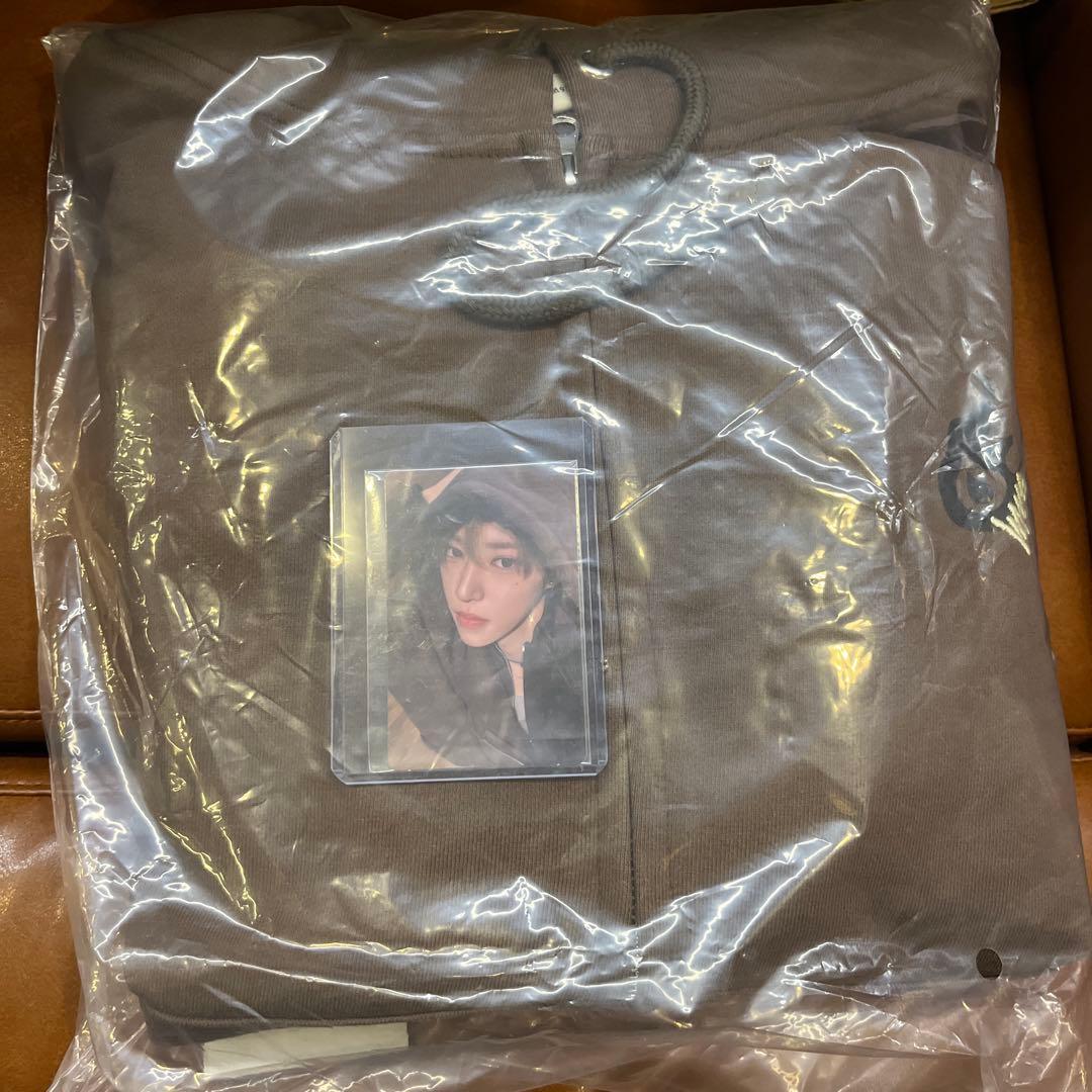 ald1 EUPHORIA ZIP-UP フーディ　アルノ ald1 韓国