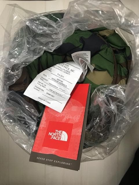 Supreme 迷彩柄 寝袋 Dolomite THE NORTH FACE
