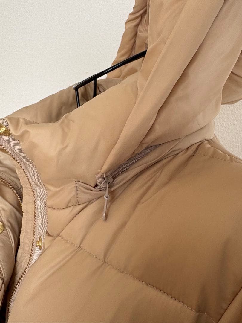 22時までお値下げQUEENS COURT ベージュ フリル付きダウンジャケット