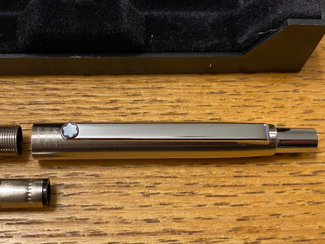 【新品・未使用】MONTBLANC モンブラン ノック式ボールペン Sライン