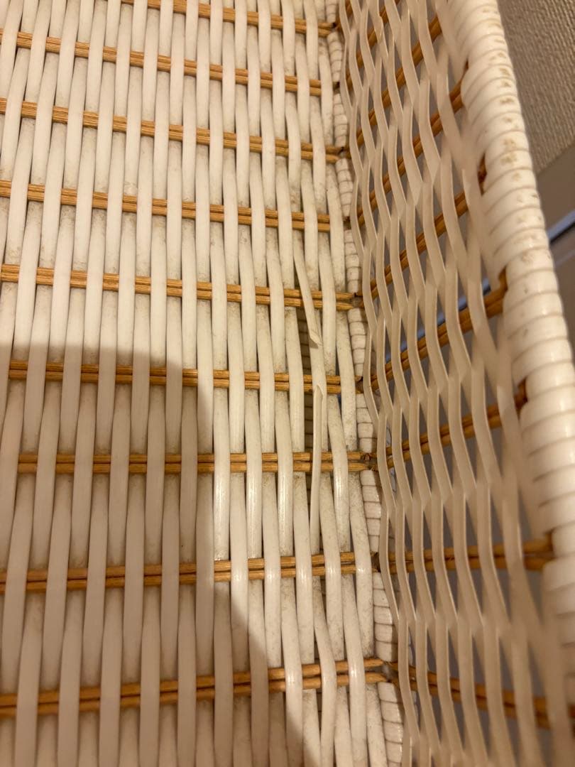 ⭐︎希少⭐︎ 北欧　ホワイトラタンチェスト　キャビネット　3段　6杯　キャリー付